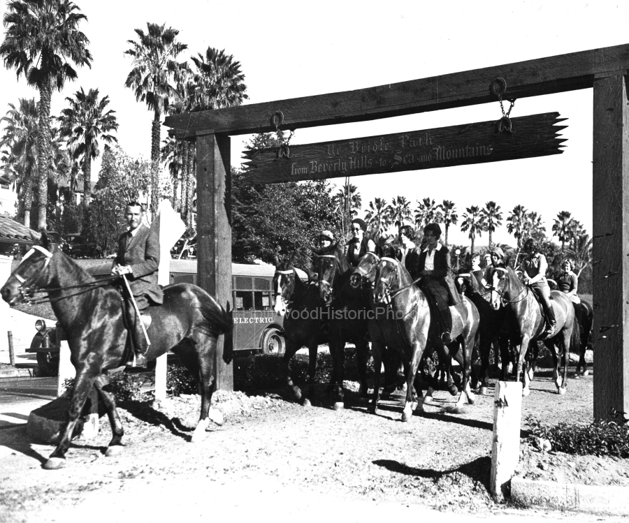 Sunset Bridle Path 1929.jpg
